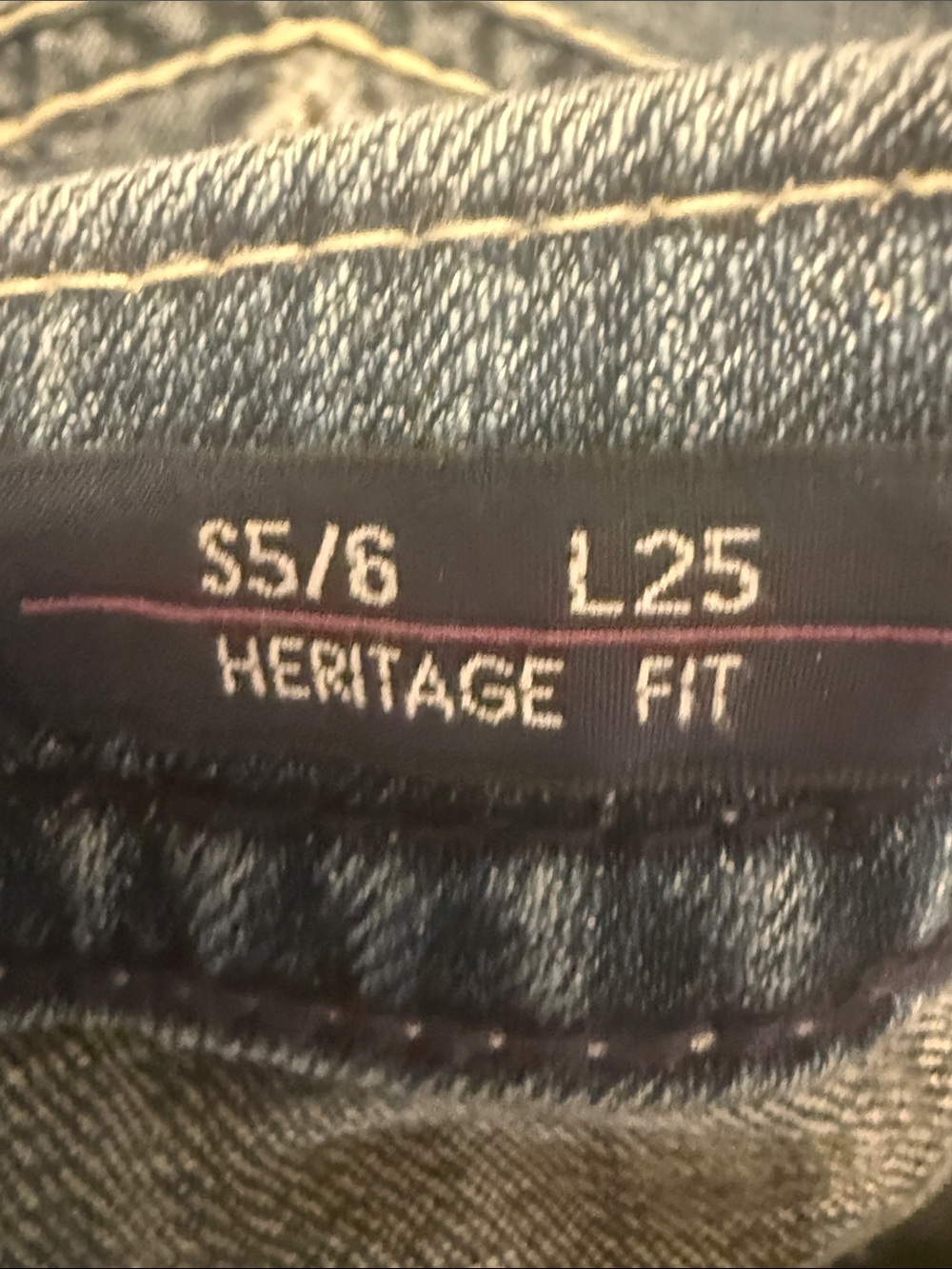 Vigoss Women's Denim Indigo Cropped Straight Jeans - Picture 4 of 4